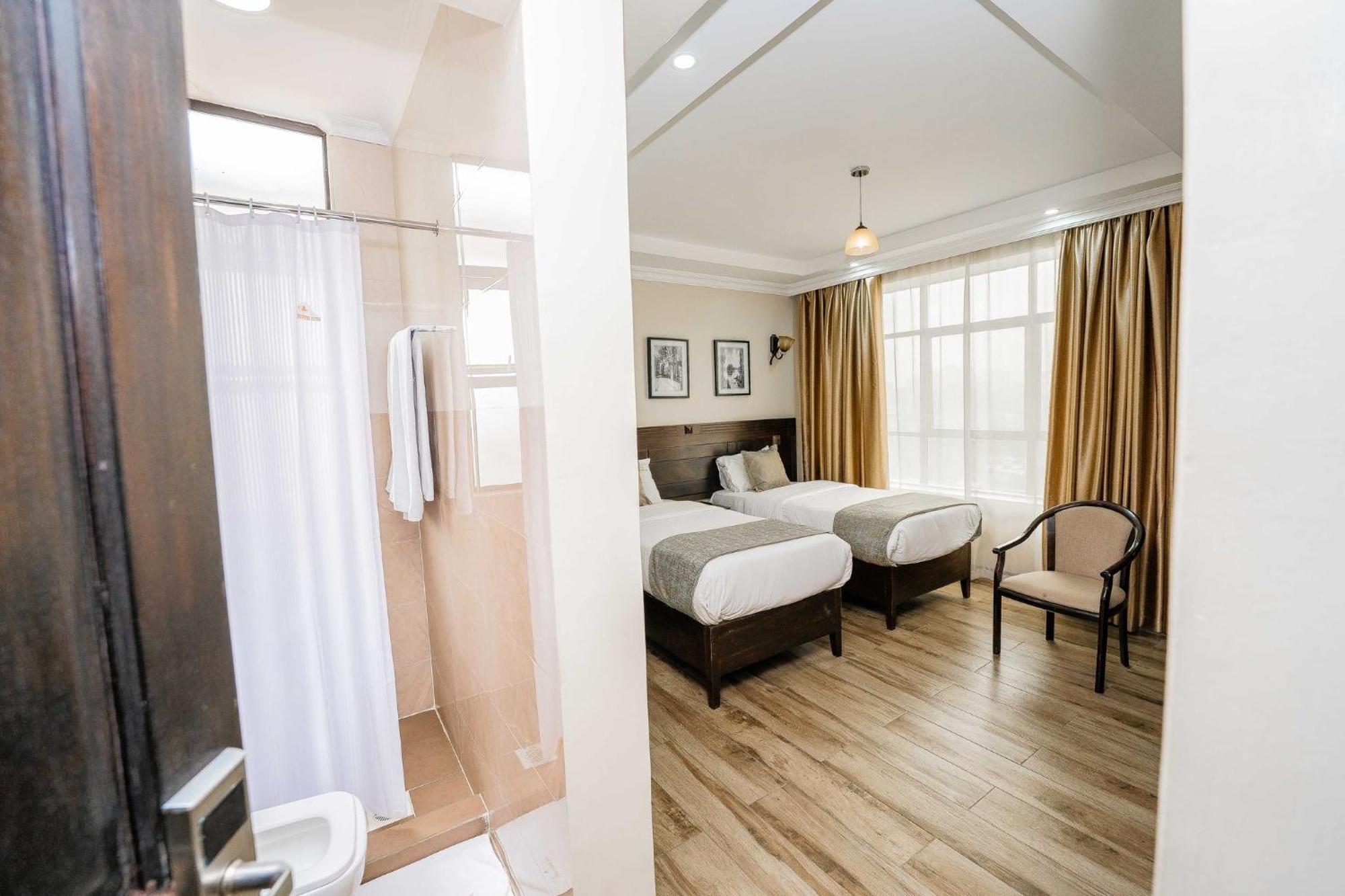 Hemak Suites Nairobi Extérieur photo