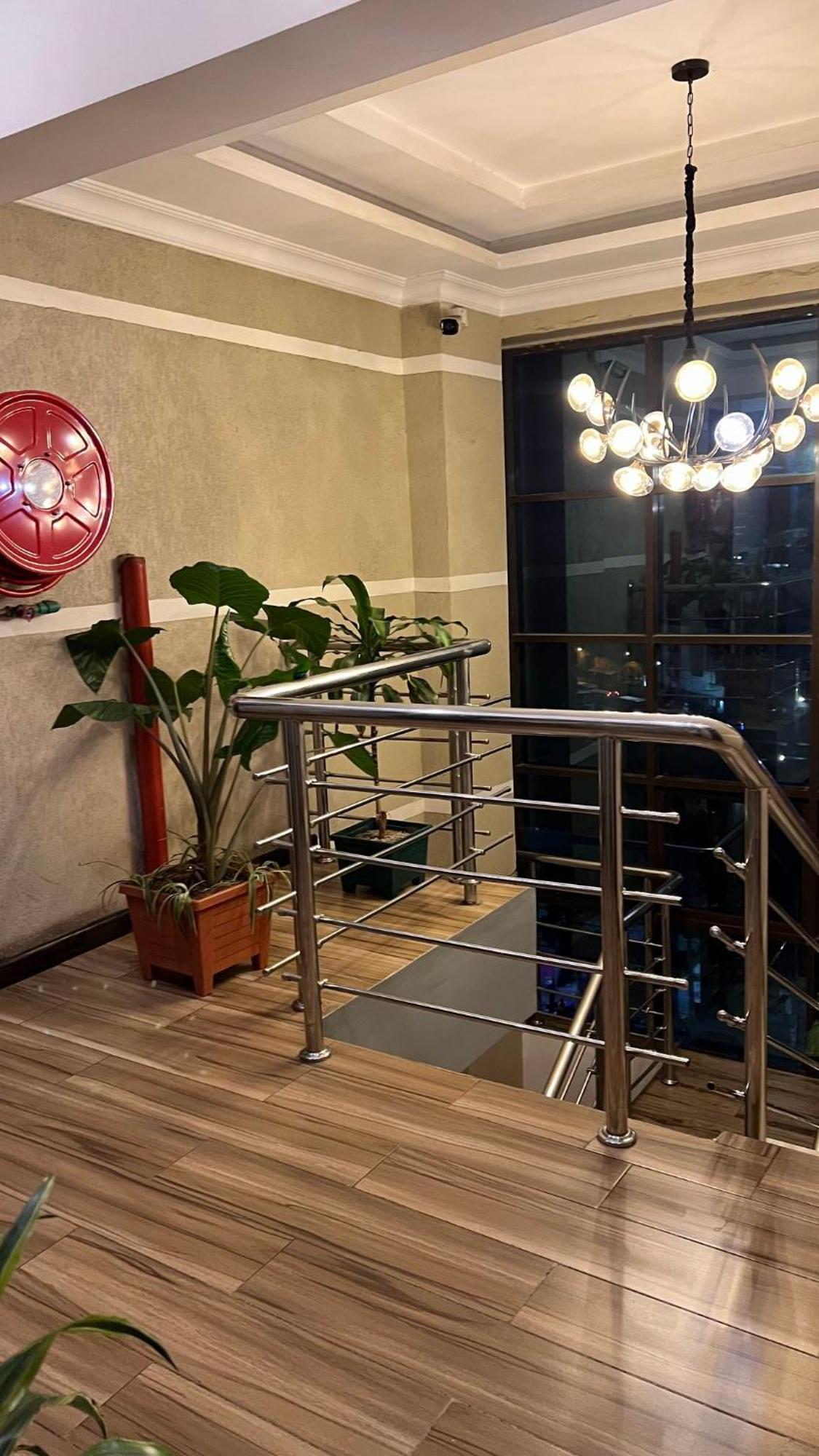 Hemak Suites Nairobi Extérieur photo